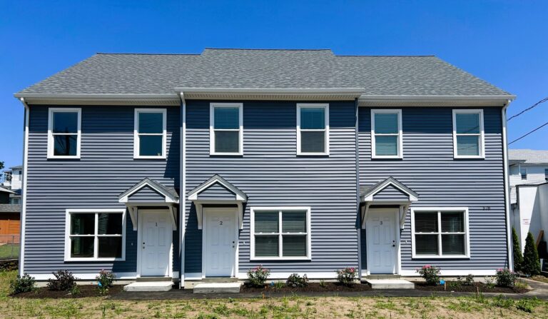 578 Elm Street, Townhouse #3 – Brand New 2BR, 2-Story Unit with Modern Finishes and 2nd Floor Laundry – Only $2500/Month!