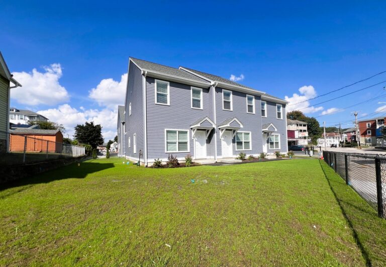 578 Elm Street, Townhouse #1 – Brand New 2BR, 2-Story Unit with Modern Finishes and 2nd Floor Laundry – Only $2500/Month!