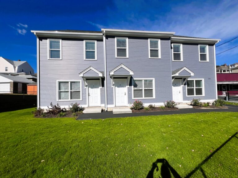 578 Elm Street, Townhouse #2 – Brand New 2BR, 2-Story Unit with Modern Finishes and 2nd Floor Laundry – Only $2100/Month!